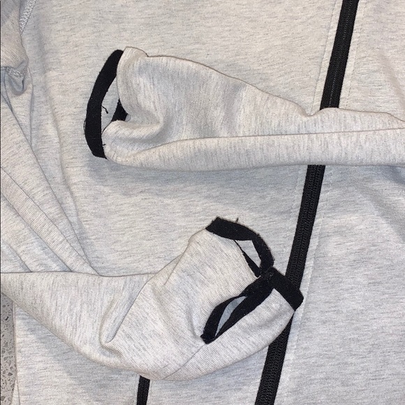 Mystree Grey Asymmetrical Yoga Full Zip Hoodie - Picture 4 of 4